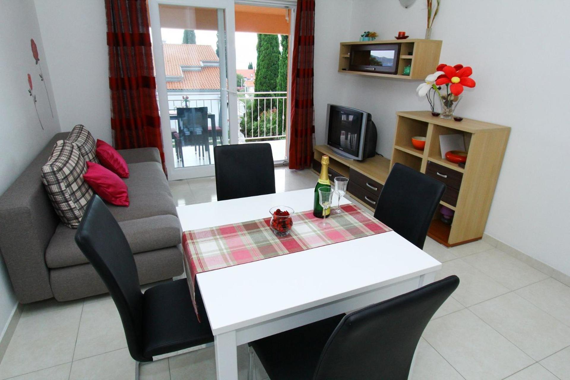 סבטי פיליפ אי ג'קוב Apartments Renato מראה חיצוני תמונה
